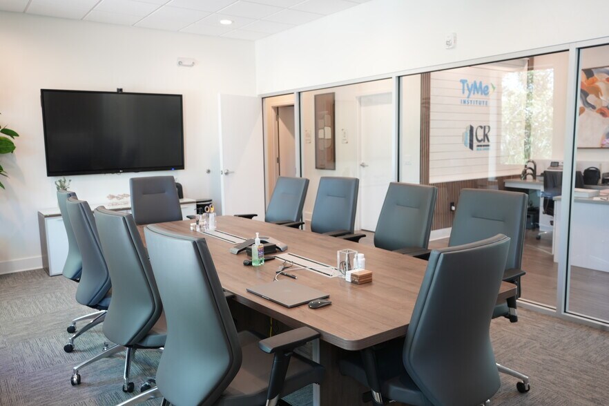 More Photos Of 13553 Atlantic Blvd, Jacksonville Office For Lease