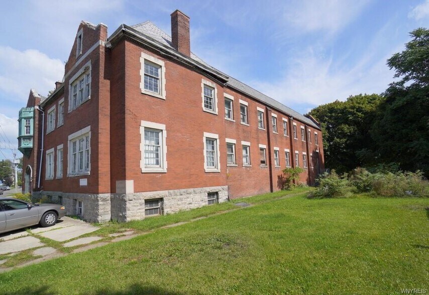 More Photos Of 1013 Ellicott, Buffalo Religious Facility For Sale