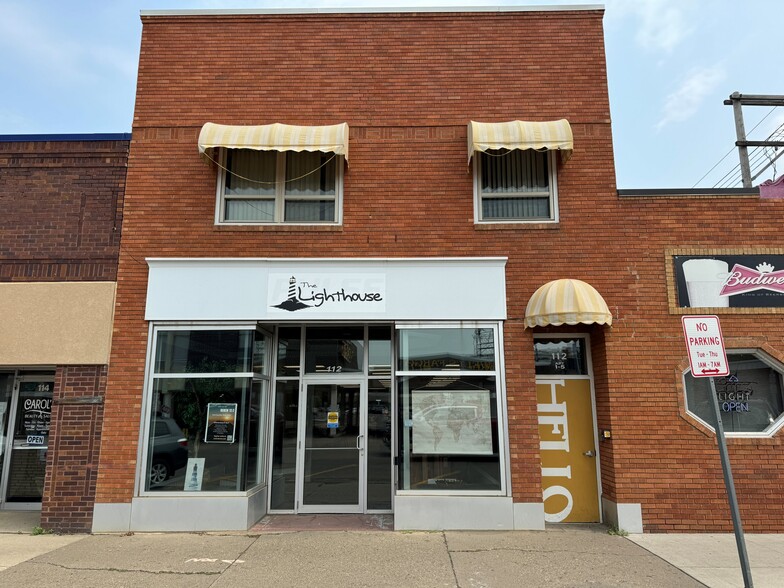 Primary Photo Of 112 NW 2nd Ave, Mandan Storefront Retail Residential For Sale