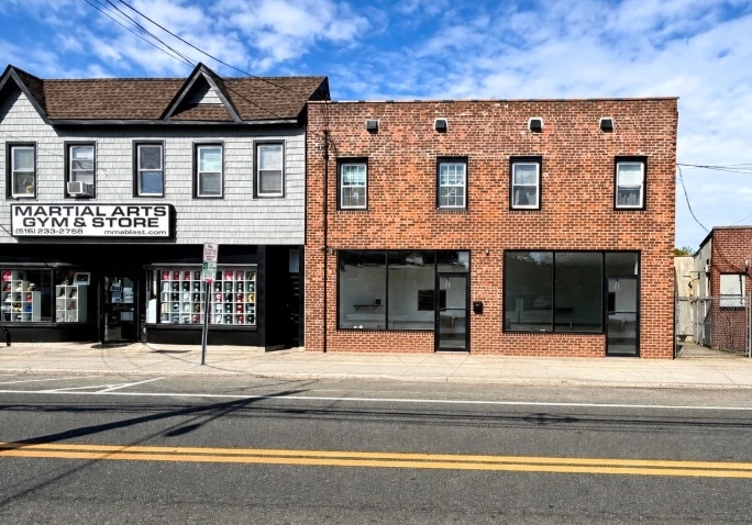 Primary Photo Of 141 New Hyde Park Rd, Franklin Square Storefront Retail Residential For Lease