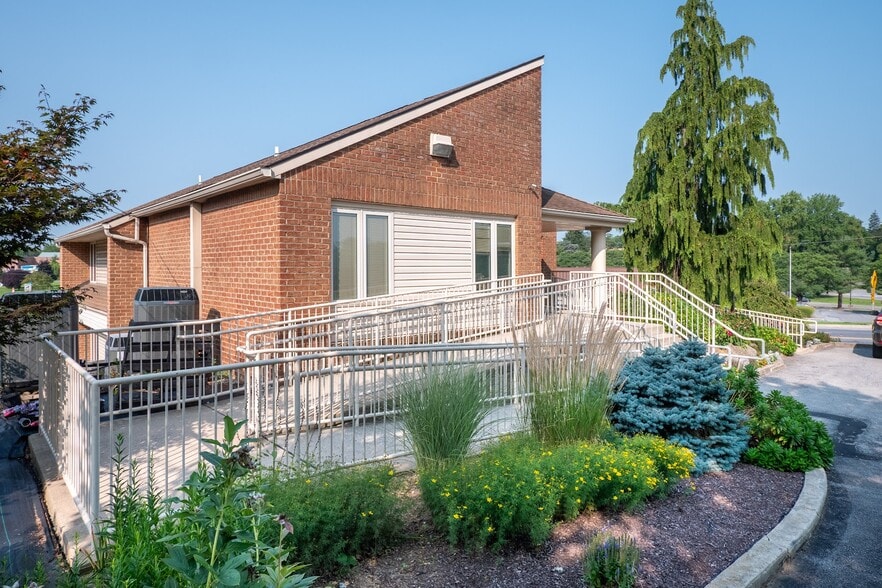 More Photos Of 2900 Hamilton Blvd, Allentown Medical For Sale