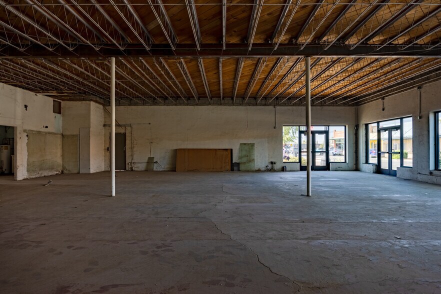 More Photos Of 200 N Florence St, Casa Grande Storefront For Sale