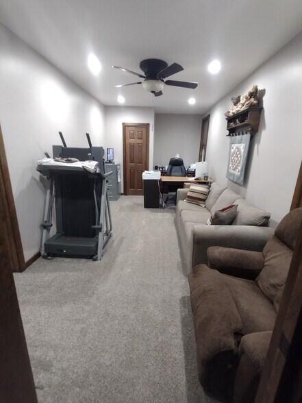 More Photos Of 131 Main St, Worthville Restaurant For Sale