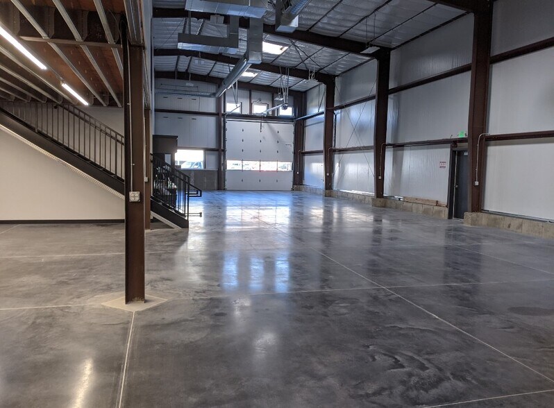 More Photos Of 329 W Main St, American Fork Light Manufacturing For Lease