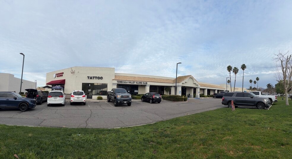 Primary Photo Of 27470 Commerce Center Dr, Temecula Restaurant For Lease