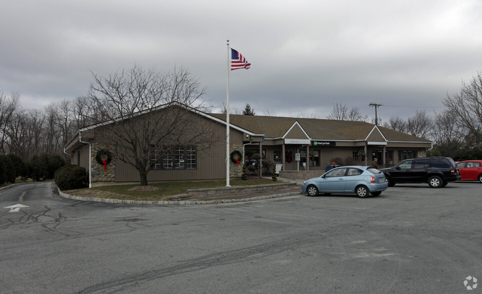Primary Photo Of 33 US Hwy 206, Augusta Freestanding For Lease