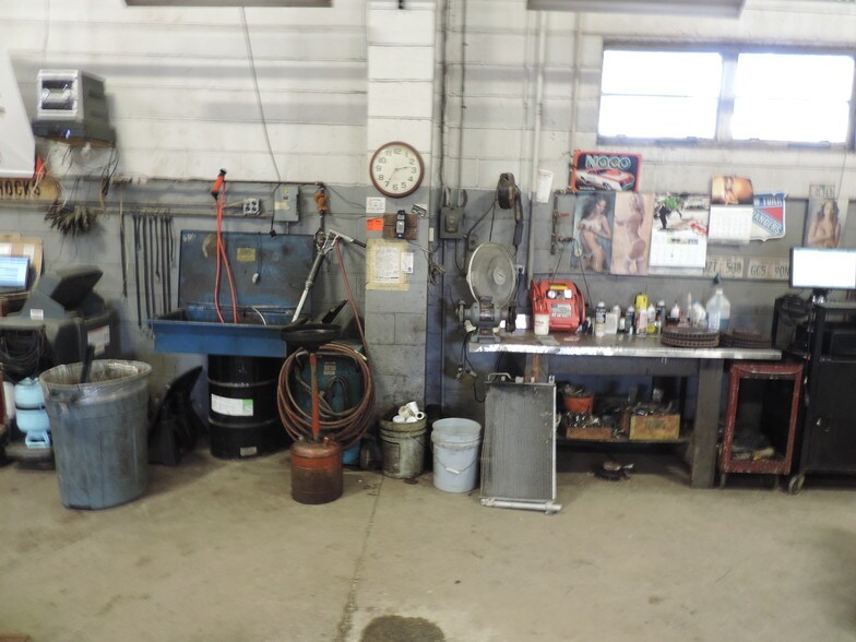 More Photos Of 60 Middlebush Rd, Wappingers Falls General Retail For Sale