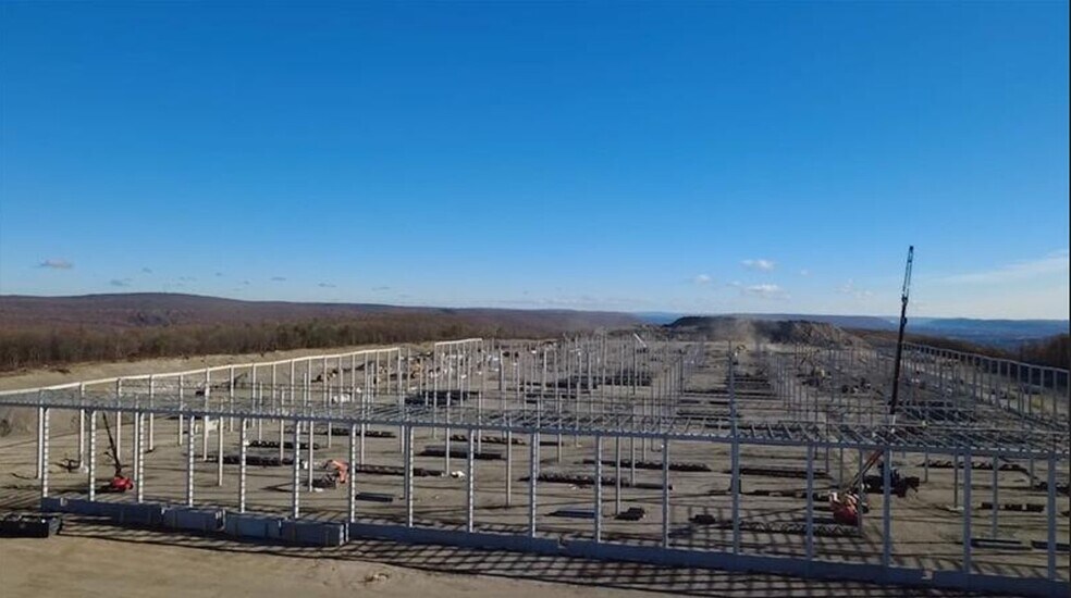 More Photos Of Burma Rd, Barnesville Distribution For Lease