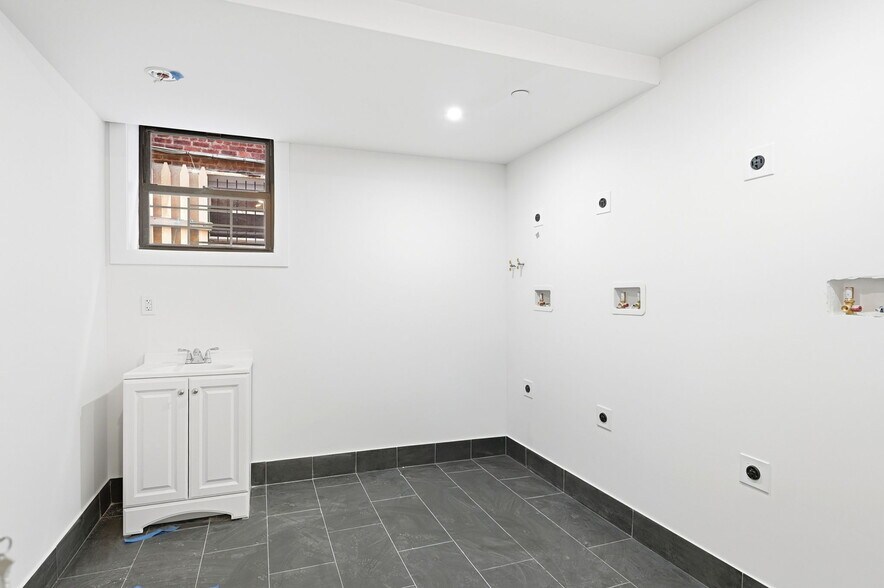 More Photos Of 2152 Muliner Ave, Bronx Apartments For Sale