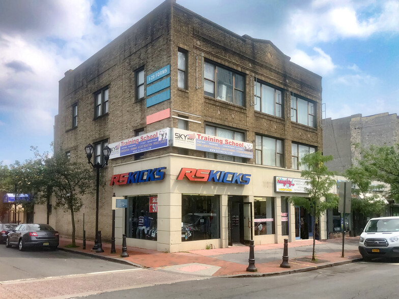 Primary Photo Of 11-29 Broad St, Elizabeth Storefront For Lease