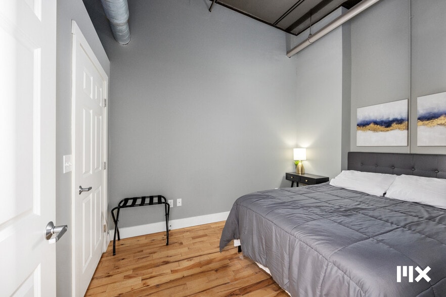 More Photos Of 139 Pearl St NW, Grand Rapids Multifamily For Sale