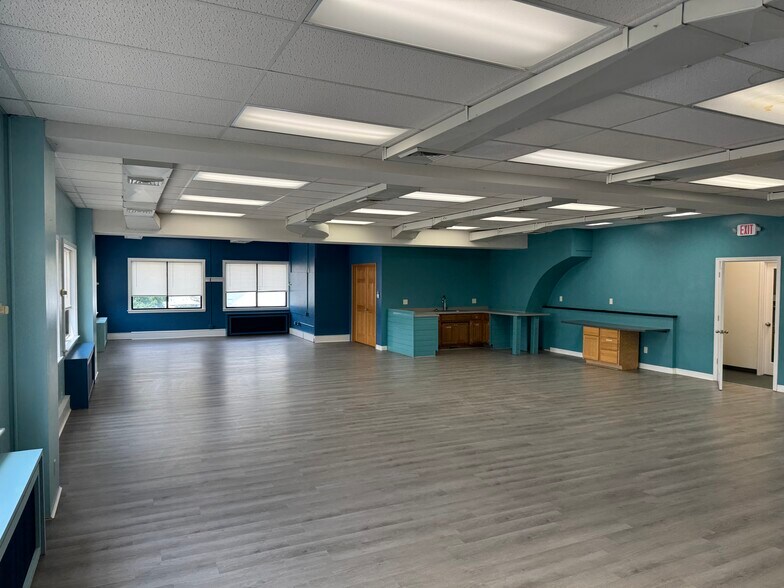 More Photos Of 526 W Wisconsin Ave, Appleton Medical For Lease