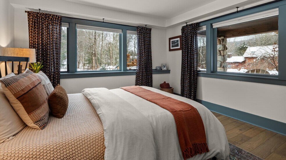 More Photos Of 56 Turner Mill Ln, Stowe Specialty For Sale