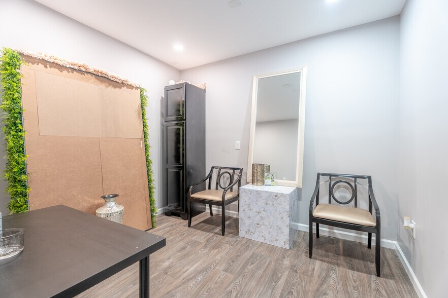 More Photos Of 282 Lyons Ave, Newark Storefront Retail Residential For Sale