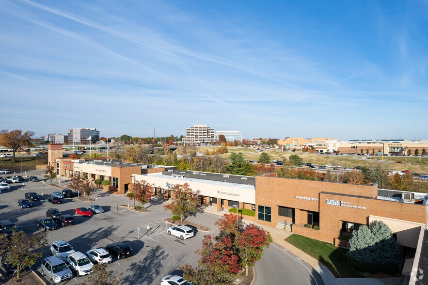 More Photos Of 1010-1092 Old Des Peres Rd, Des Peres Unknown For Lease