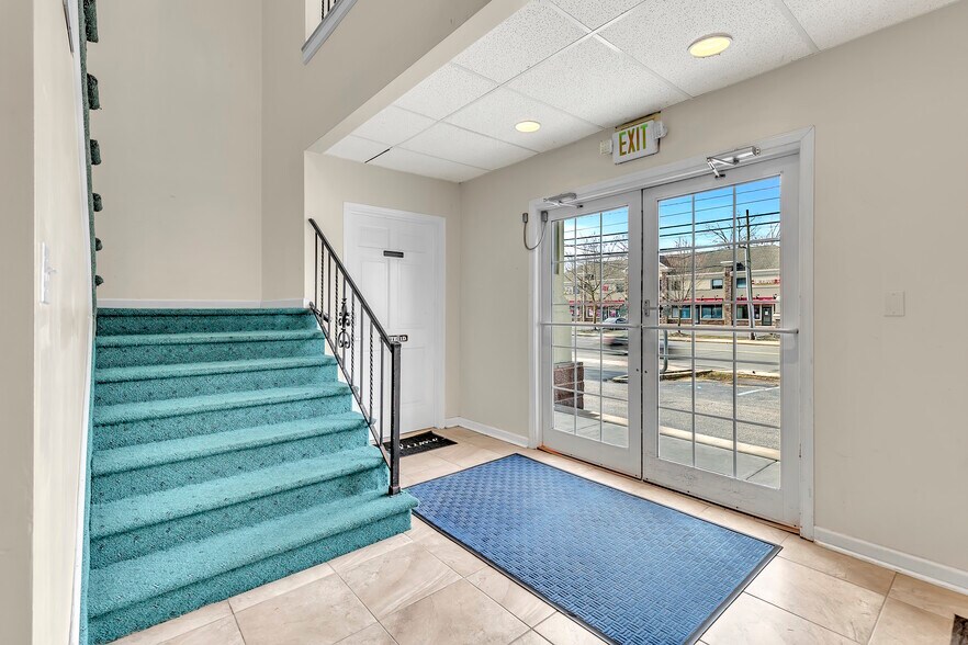 More Photos Of 540 Lacey Rd, Forked River Medical For Lease