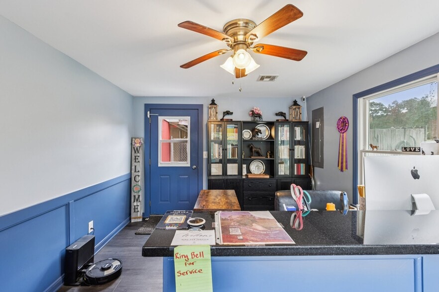 More Photos Of 170 S Hope Chapel Rd, Jackson Specialty For Sale