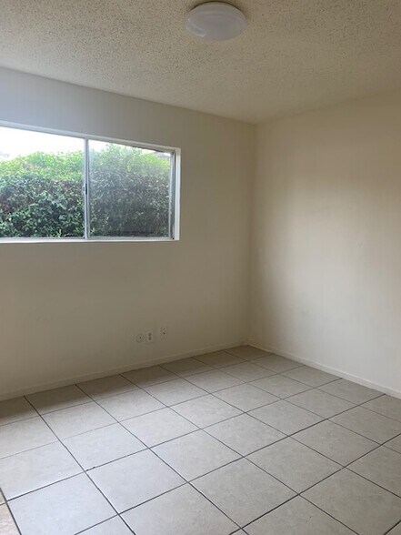 More Photos Of 4040 E Dakota Ave, Fresno Apartments For Sale