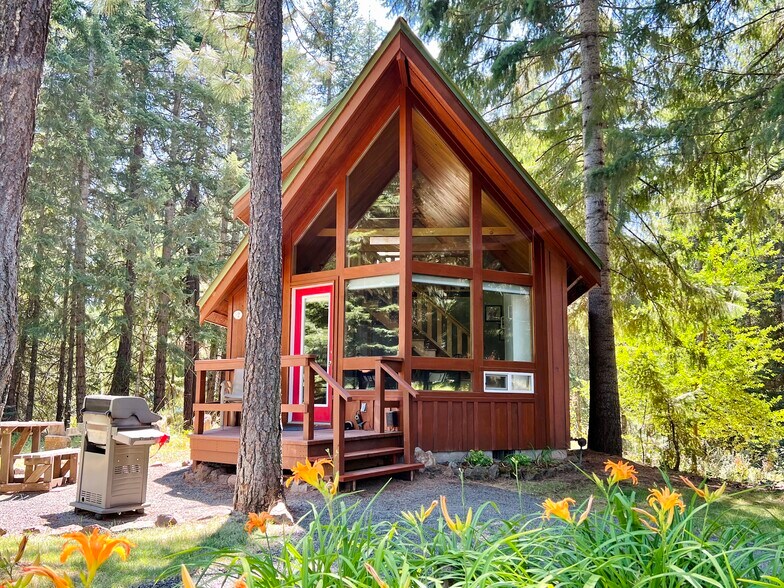 More Photos Of 2291 Highway 141, Trout Lake Hotel For Sale