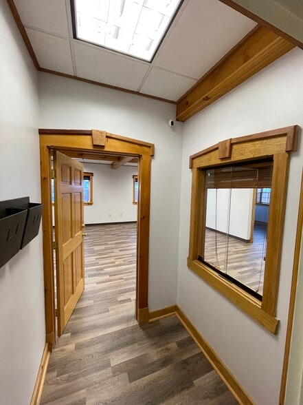 More Photos Of 132 Main St, Southington Bank For Lease