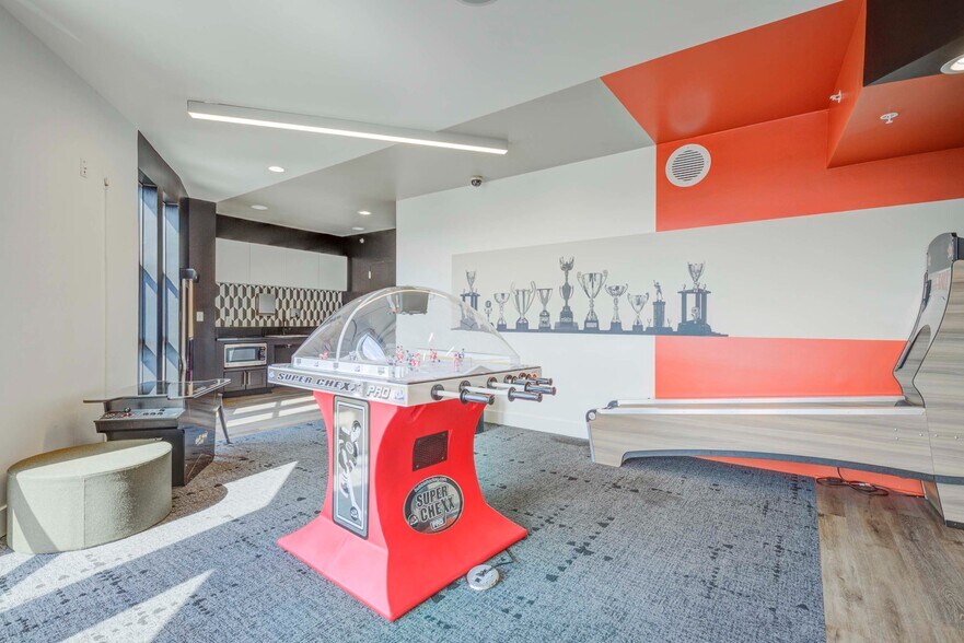 More Photos Of 8150 Baltimore Ave, College Park Apartments For Lease