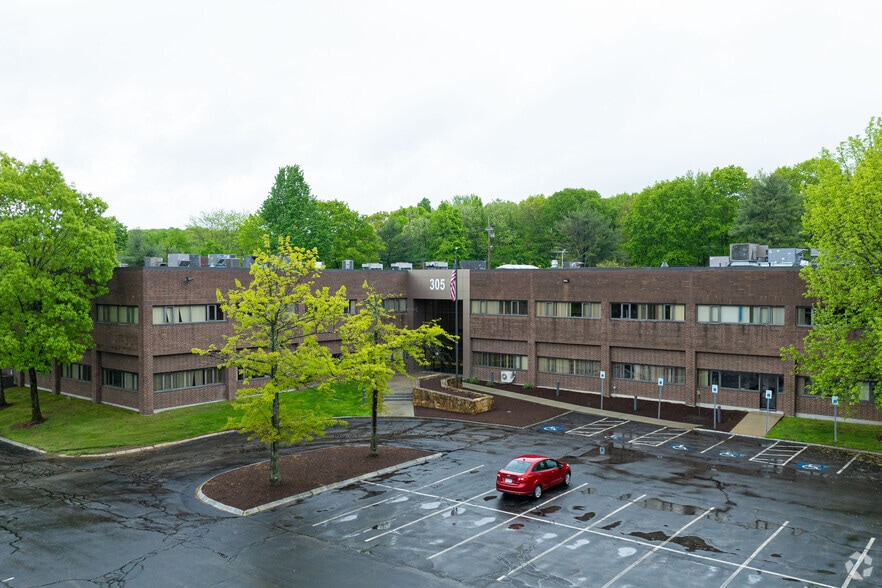 More Photos Of 305 Foster St, Littleton Office For Lease