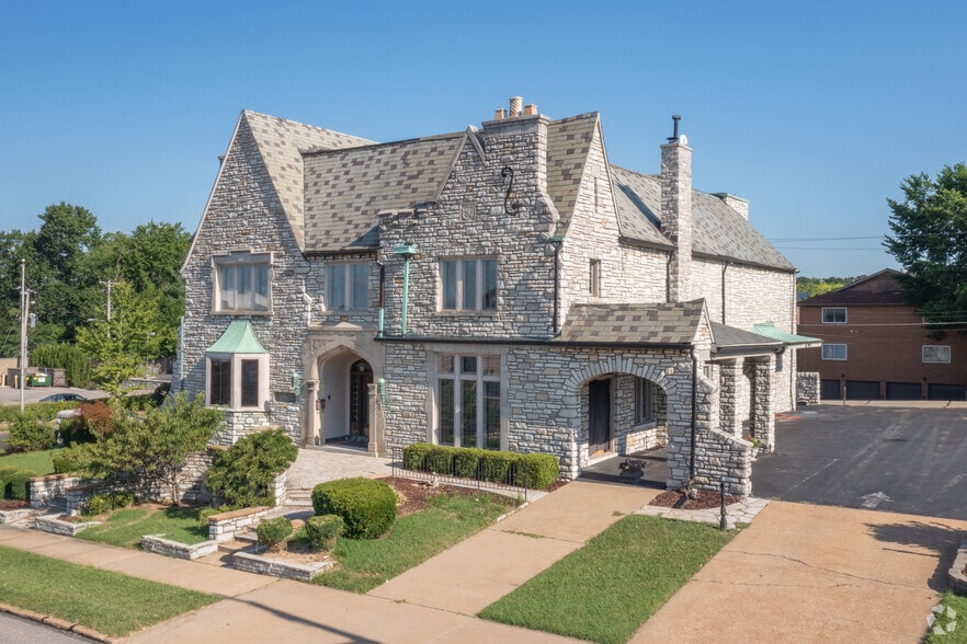 Primary Photo Of 6633 Clayton Rd, Clayton Religious Facility For Sale