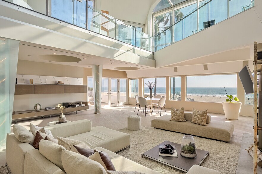 More Photos Of 3111 Ocean Front Walk, Marina Del Rey Apartments For Sale