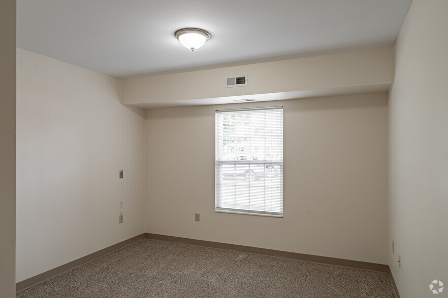 More Photos Of 2341 Union Rd, West Seneca Apartments For Lease