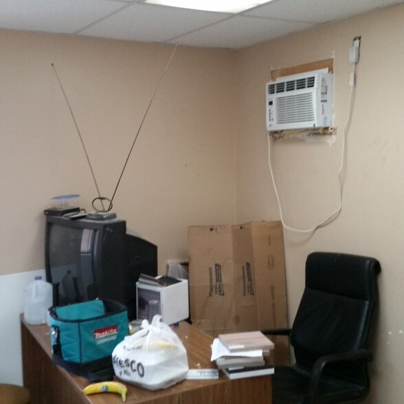 More Photos Of 7760 W 20th Ave, Hialeah Warehouse For Sale