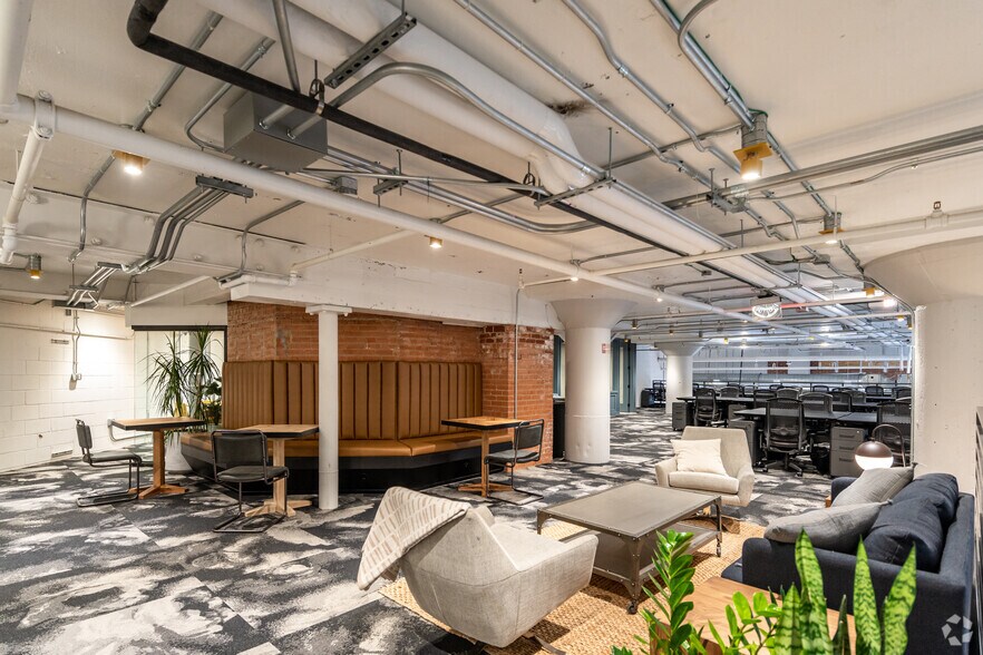 More Photos Of 603 Munger Ave, Dallas Office For Lease
