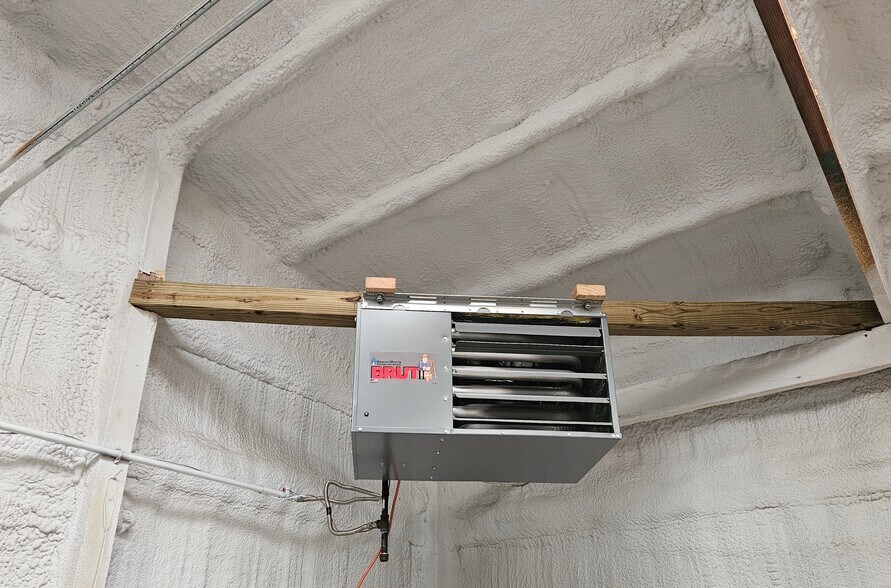 More Photos Of 408 Columbus Ave, Bay City Freestanding For Sale