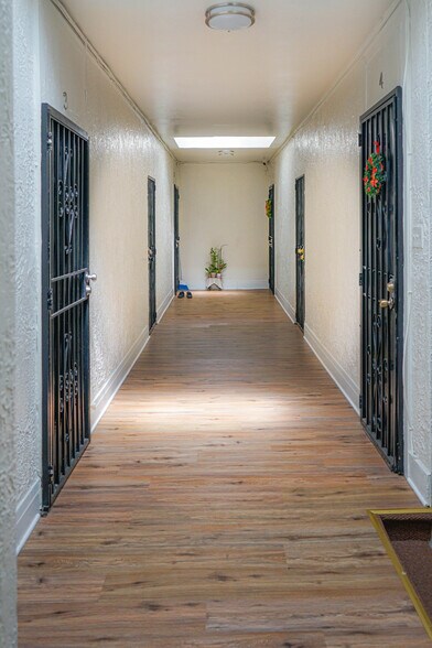 More Photos Of 4529-4533 S Vermont Ave, Los Angeles Storefront Retail Residential For Sale