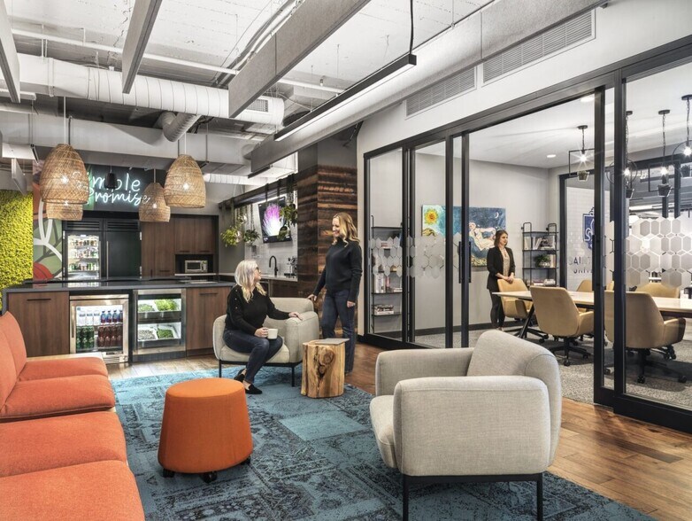 More Photos Of 3730 Forest Park Ave, Saint Louis General Retail For Lease