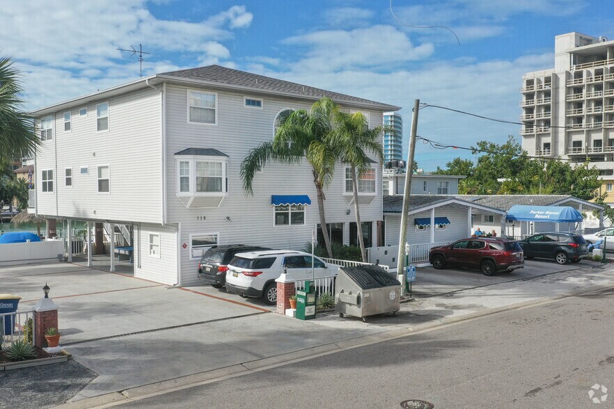 Primary Photo Of 115 Brightwater Dr, Clearwater Beach Hotel For Sale