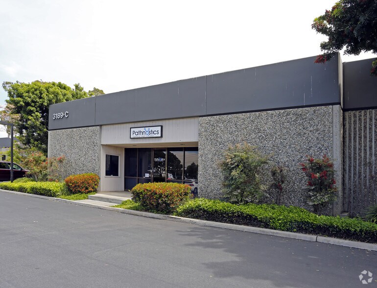 More Photos Of 3189 Airway Ave, Costa Mesa Light Manufacturing For Lease