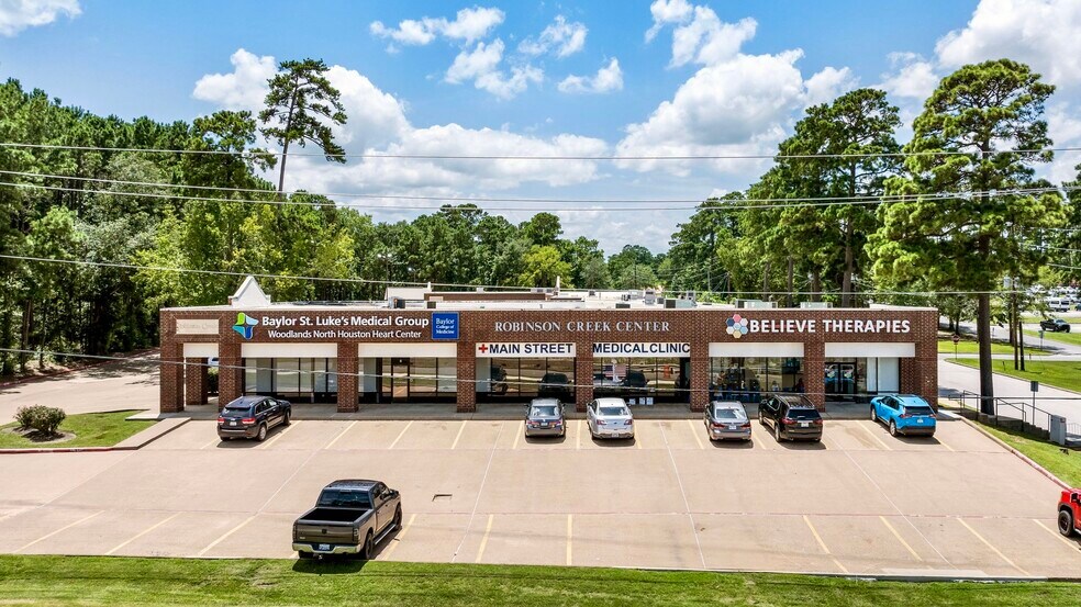 More Photos Of 521 Interstate 45 S, Huntsville Medical For Lease