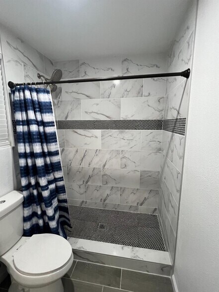 More Photos Of 7490 Lander Ave, Hilmar Office Residential For Sale