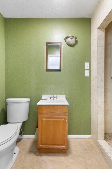 More Photos Of 4630 US Highway 17, De Leon Springs Restaurant For Sale