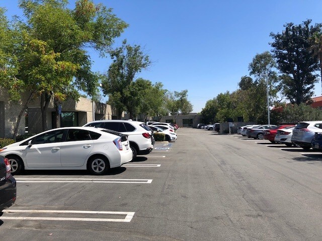 More Photos Of 22952 Mill Creek Dr, Laguna Hills Office For Lease