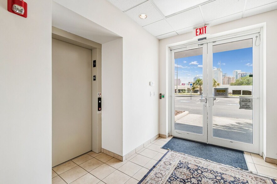 More Photos Of 1515 Marion St, Tampa Loft Creative Space For Lease