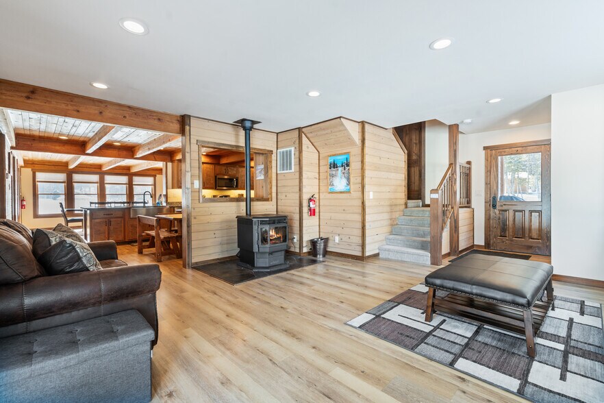 More Photos Of 1845 Hodgson Rd, Whitefish Hotel For Sale