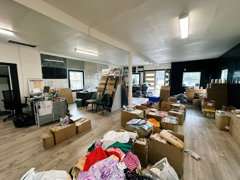 More Photos Of 764 E California St, Ontario Warehouse For Lease