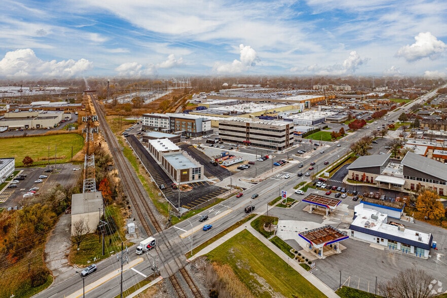 More Photos Of 9450 Calumet Ave, Munster Unknown For Lease