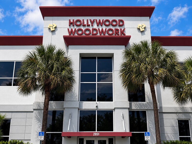 More Photos Of 2951 Pembroke Rd, Hollywood Office For Lease