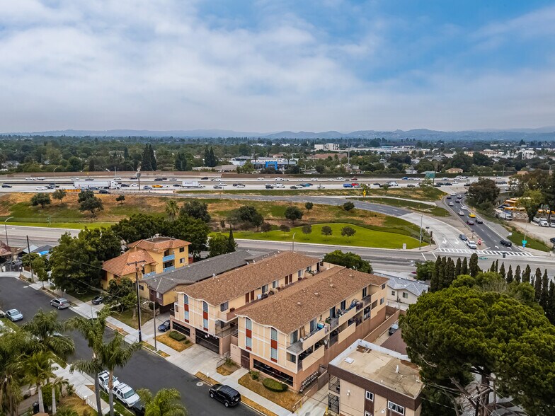 More Photos Of 1515 N Dresser St, Santa Ana Apartments For Sale