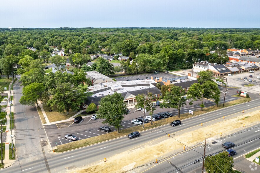 More Photos Of 1401 E Marlton Pike, Cherry Hill Medical For Lease