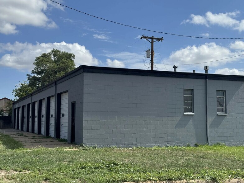 More Photos Of 409 B S Georgia St, Amarillo Warehouse For Sale
