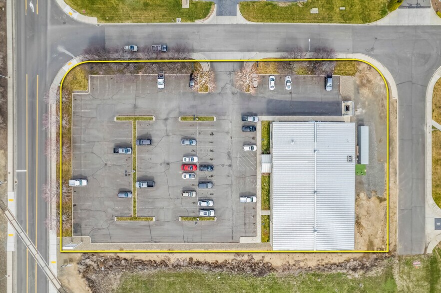 More Photos Of 2500 Business Ln, Yakima Freestanding For Lease