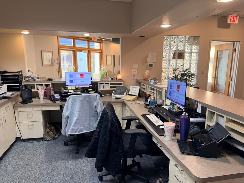 More Photos Of 50 27th St W, Billings Office For Lease